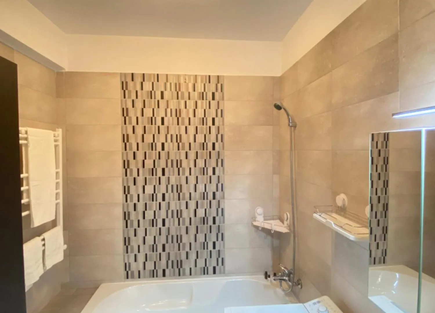 Residence At Carol Park Bukarest Lejlighed